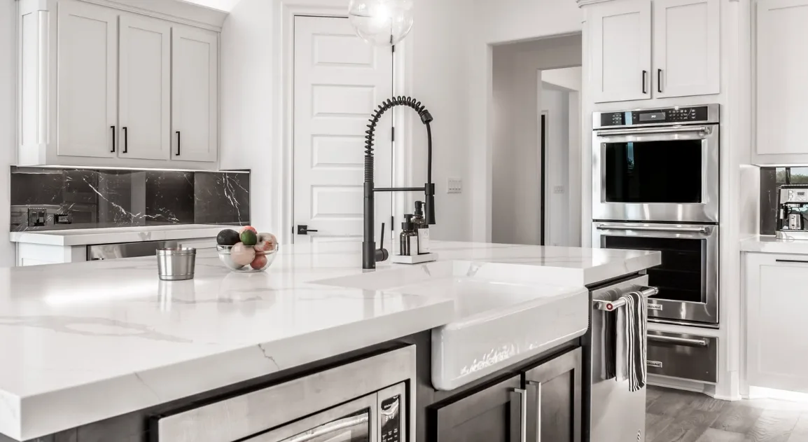 Experience True Colors and Finishes Under Proper Lighting