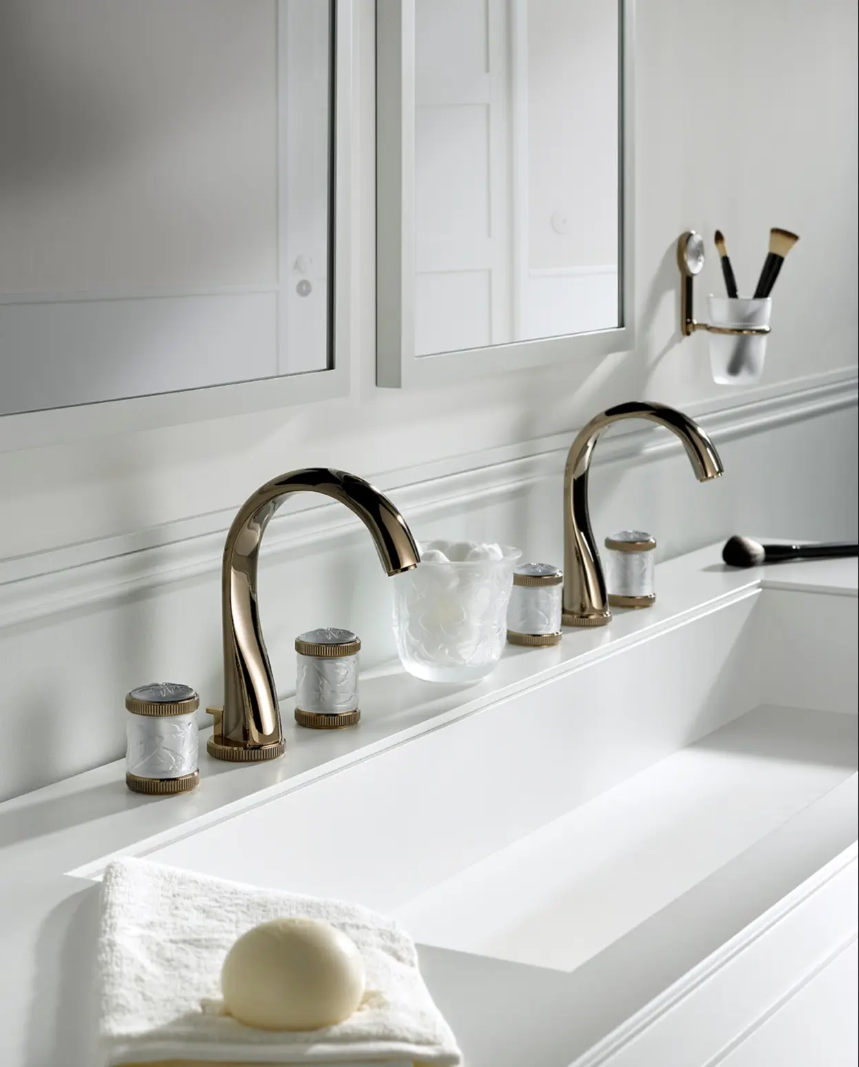 THG Paris Luxury Bath Suite