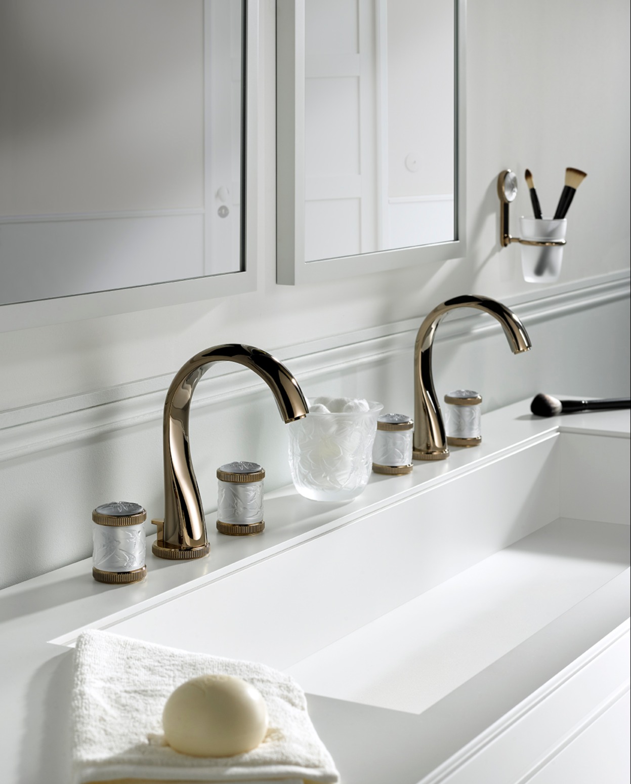 THG Paris Luxury Bath Suite